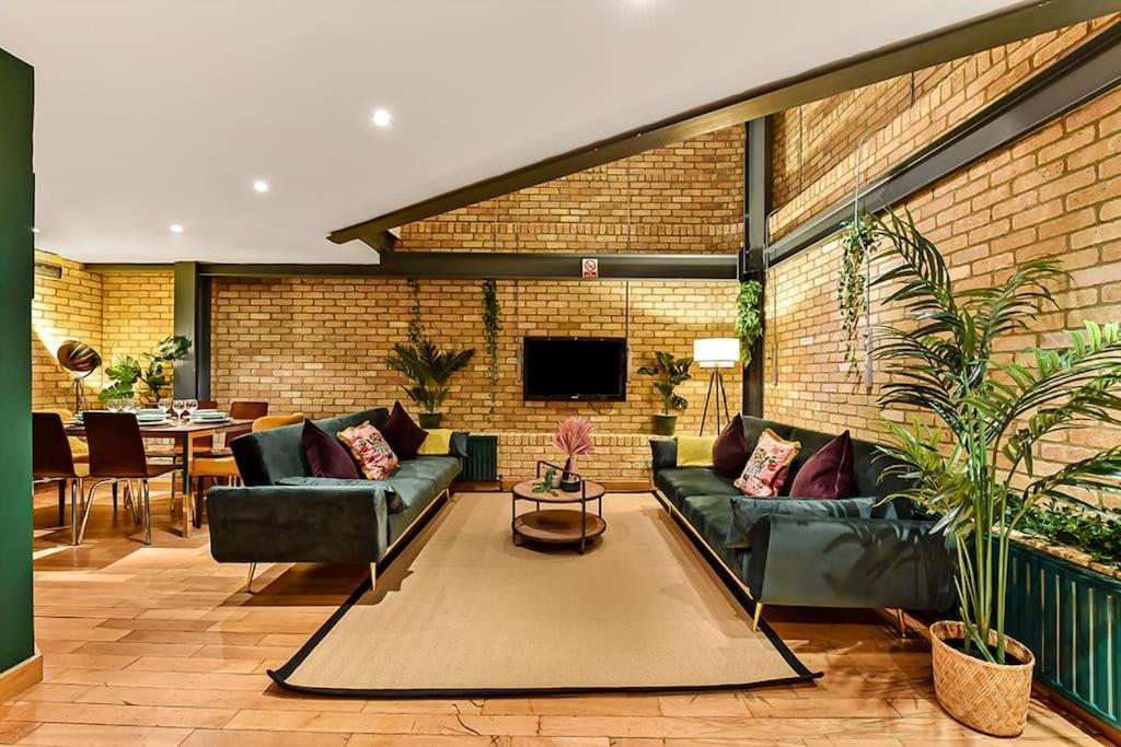 Spacious 2 Bed Urban Jungle Flat, Central London Londres Exterior foto