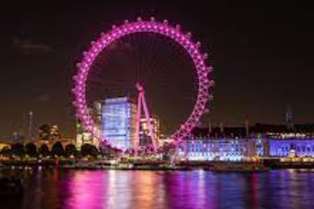 Spacious 2 Bed Urban Jungle Flat, Central London Londres Exterior foto